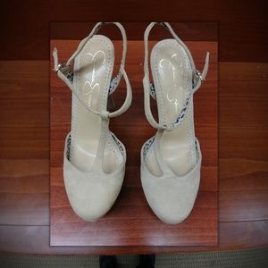 Jessica Simpson heels